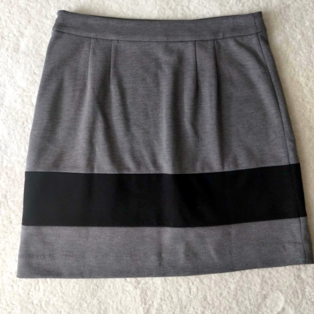 Ann Taylor Loft short Skirt sz 0